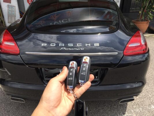 Chìa Khóa Porsche Panamera 2013+