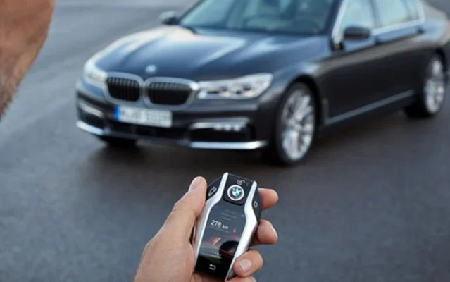 https://lamchiakhoaoto.vn/ Chìa Khóa BMW 730Li