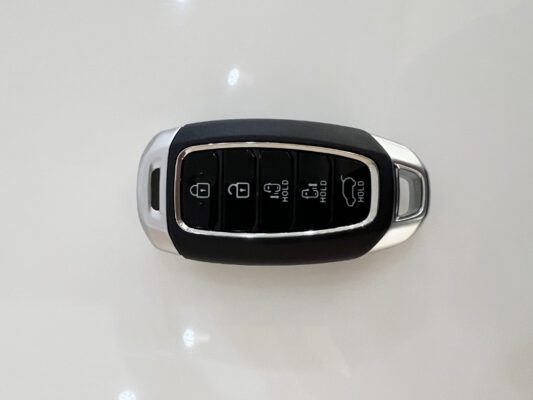 https://lamchiakhoaoto.vn/ Chìa khóa Hyundai Custin 2023-2024