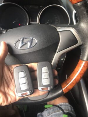 Chìa Khóa Hyundai SantaFe 2013-2017