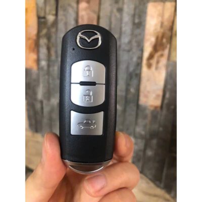 https://lamchiakhoaoto.vn/ Chìa Khóa Mazda 2 3 Nút