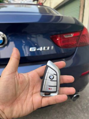 https://lamchiakhoaoto.vn/ Chìa Khóa Xe BMW 540i